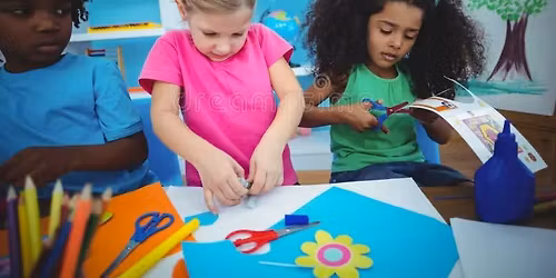 STEAM-based Arts and Crafts class