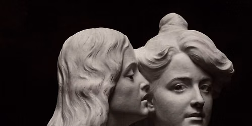 Ida Mattons skulptur \u201dF\u00f6rtroendet\u201d visas under Pride