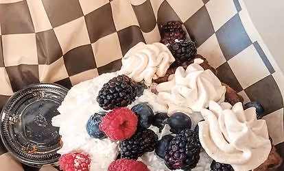 TRUCK BRUNCH SATURDAY