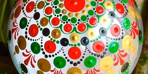 Mandala Festive Bauble Workshop with Nelly