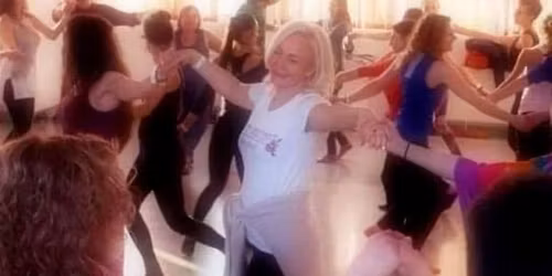 BIODANZA. TO\u017bSAMO\u015a\u0106 \u2013 ZMIANA W \u017bYCIU  \u2013 KIM JESTEM, KIM SI\u0118 STAJ\u0118. \u017bY\u0106 ZNACZY ZMIENIA\u0106 SI\u0118