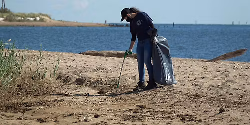 Conference House Beach Cleanup (Page Ave)