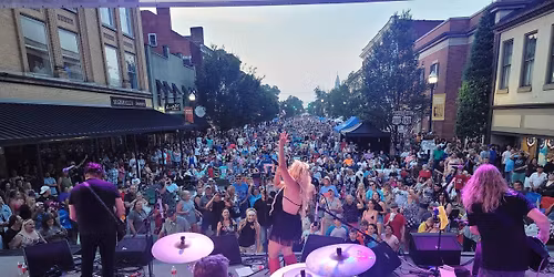 Bourbon Barrel Tavern in E-town