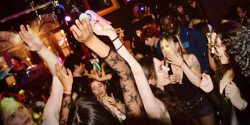 Coyote Ugly Night