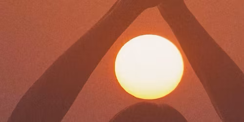 UTVID TAKKNEMLIGHET - Tre dagers workshop \/ Yoga \/ Meditasjon \/ Dans \/ Lydbad