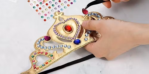 Drop in Playhouse: Design a Crown