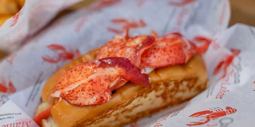 Cousins Maine Lobster Food Truck at Lowe\u2019s Home Improvement \u2013 Orangeburg