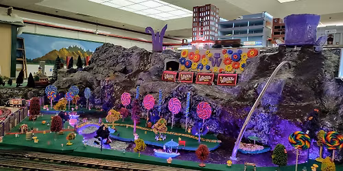 Holiday Train Garden at Marley Station Mall 