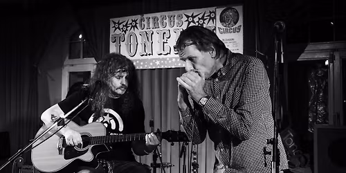 TAKE THE BLUE - Live in Die Blaue Stunde