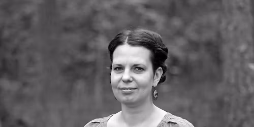 Hele-Mai Poobuse avatud loeng Arvo P\u00e4rdist \/ \u041e\u0442\u043a\u0440\u044b\u0442\u0430\u044f \u043b\u0435\u043a\u0446\u0438\u044f, \u043f\u043e\u0441\u0432\u044f\u0449\u0435\u043d\u043d\u0430\u044f \u043a\u043e\u043c\u043f\u043e\u0437\u0438\u0442\u043e\u0440\u0443 \u0410\u0440\u0432\u043e \u041f\u044f\u0440\u0442\u0443