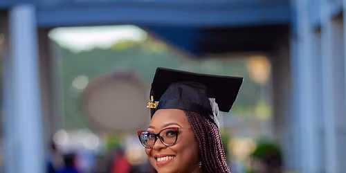 Nipa Graduation Photography