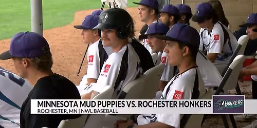 Minnesota Mud Puppies at Rochester Honkers at Mayo Field