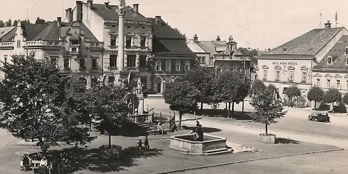 Pam\u00e1tky na k\u0159i\u017eovatce. Jak\u00e1 bude jejich budoucnost? | Debata