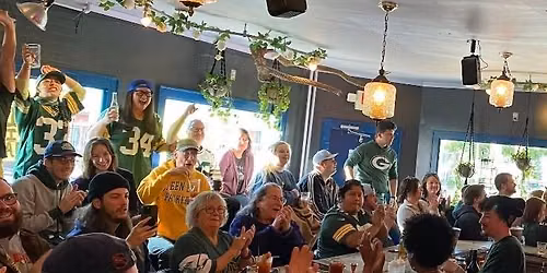 Milwaukee Record Halftime Show: Wisconsin Space Program \u2022 DJ Christreater
