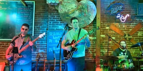 Roaming Home Roam's their way back to The Stagger!