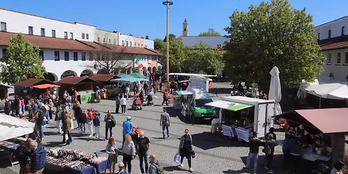 Traditioneller Fr\u00fchjahrsmarkt mit verkaufsoffenem Sonntag