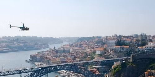 360o Porto: Tour a p\u00e9, passeio de helic\u00f3ptero e cruzeiro no Douro