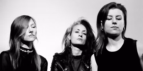 Aptera (DE) + Tres Madres | Ch0