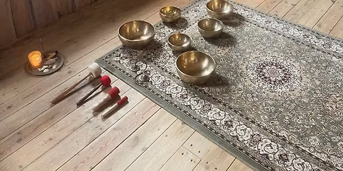 Chakra sound healing - Tibetan singing bowls\u2728