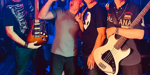 THE ALIENS abduct The Band Room \ud83d\udc7d