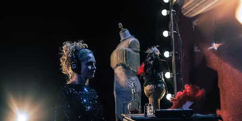 LE BRUIT DES PAILLETTE