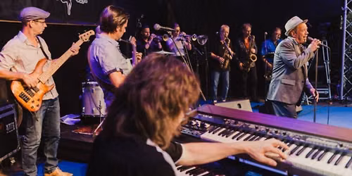 DUSSEX\u2019 SOULTRAIN \u2013 Die geballte Ladung Funk & Soul!