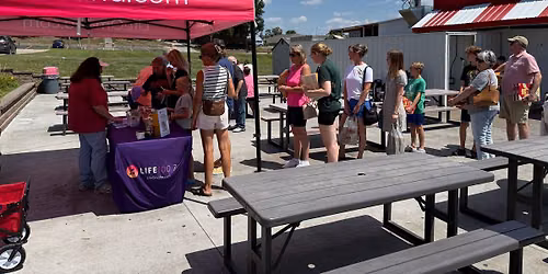 Summer Tour Stop Outside Dip Cravers in Bellevue, NE