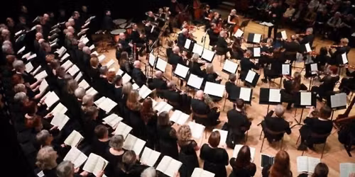 Gro\u00dfe messe \u00ed f-moll hj\u00e1 Anton Bruckner