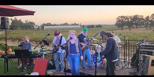 Scarlett Fyre @ Murphy's in Sonoma 