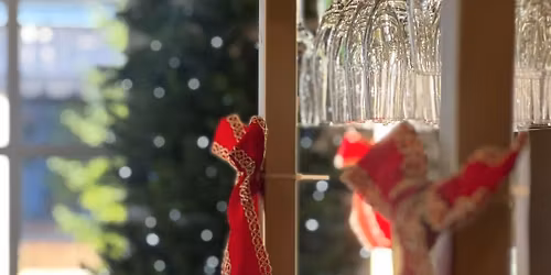 Santa\u2019s Little Helper\u2019s Workshop: A Magical Christmas Experience at Amelie Restaurant