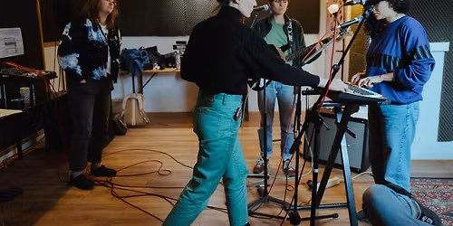 Atelier \u00b7 Salut les Zikettes x Cartelle : empouvoirement & musique en collectif