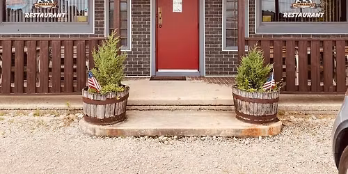 Alex Williams & Addison Johnson 