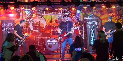 dialUp Radio @ Stooges!