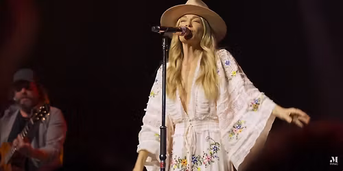 LeAnn Rimes Christmas at Community Theatre at Mayo Performing Arts Center