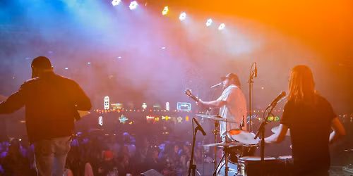 Dustin Lee Guedry @ Philays Catfish & More