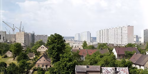 Star\u00e1 Hrab\u016fvka: obec, kter\u00e1 t\u00e9m\u011b\u0159 zmizela (komentovan\u00e1 vych\u00e1zka)