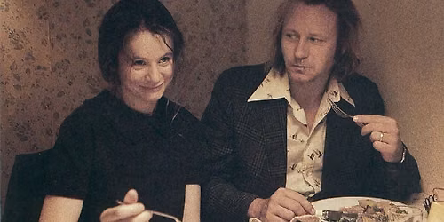 BREAKING THE WAVES (1996)