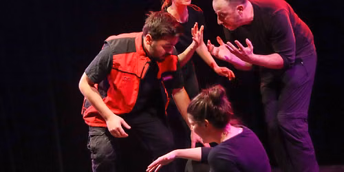 Improshow: Blan\u010diny b\u00edl\u00e9 boty