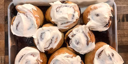 Batch Baking Company Cinnamon Roll Class