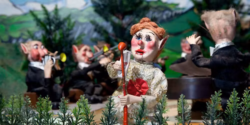 Quiet Hour in Pixie Town