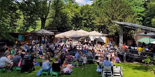 Saisonausklang Biergarten - zum Zuh\u00f6ren, Mitsummen und Mitsingen