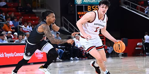 Parking Saint Joseph's Hawks at Richmond Spiders Mens Basketball