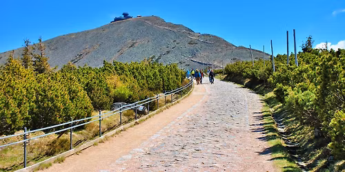  Karkonosze, G\u00f3ry Izerskie i \u015acie\u017cka SkyWalk [2 szczyty do KGP]