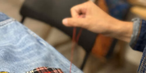 Transforma tus viejos jeans en una prenda exclusiva
