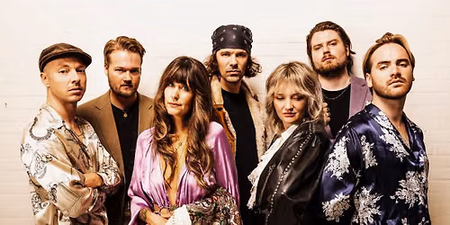 FLEETWOOD MAC BY THE COSMIC CARNIVAL // Schweriner Schloss