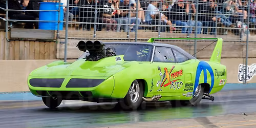 Funny Car Chaos 