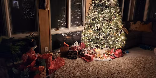 Ladies Night Holiday Shopping Event!