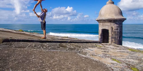 AcroYoga Teacher Training \u00b7 YogaSlackers \u00b7 Puerto Rico