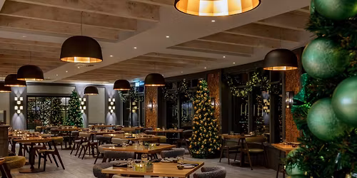 Traditional Christmas Day Lunch