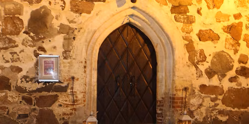 Laurinm\u00e4en joulunavaus - Pyh\u00e4n Laurin kirkko avoinna